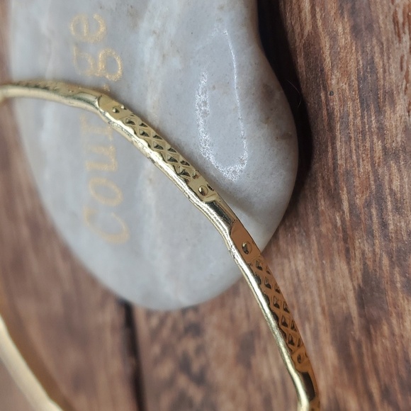 B3104 geometric spike unique bracelet slider - Picture 2 of 2